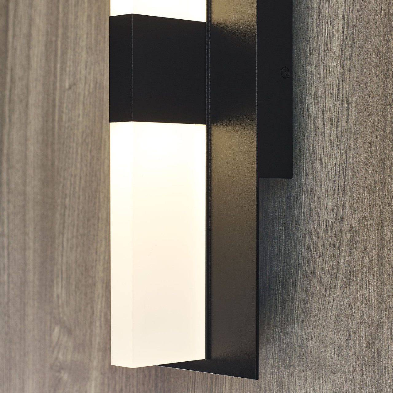 Lyft Outdoor Wall Sconce
