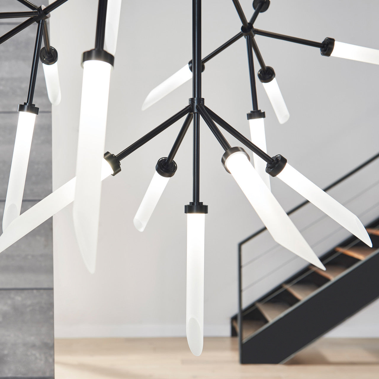 Spur Grande Chandelier