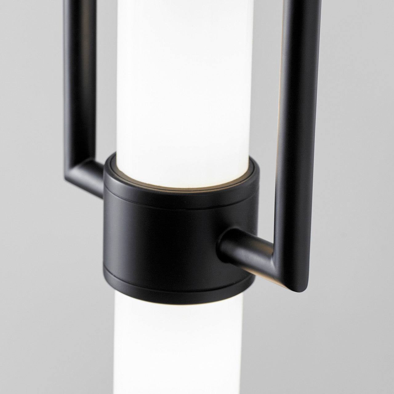 Visual Comfort Modern Calumn Pendant