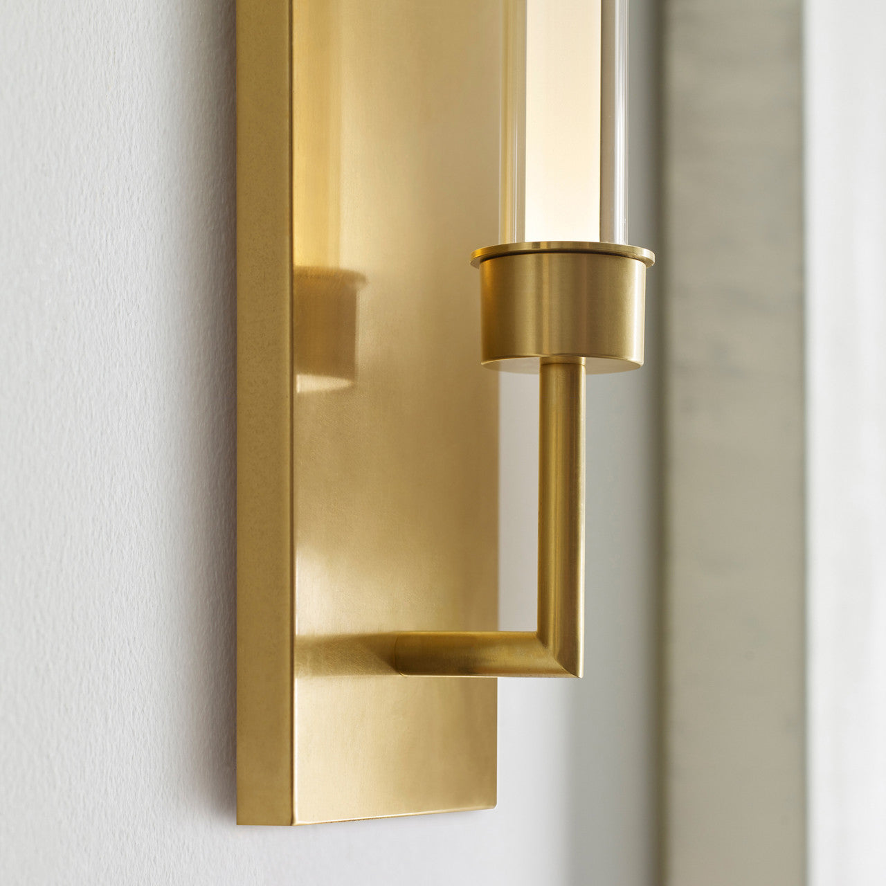 Linger LED Wall Sconce 277V