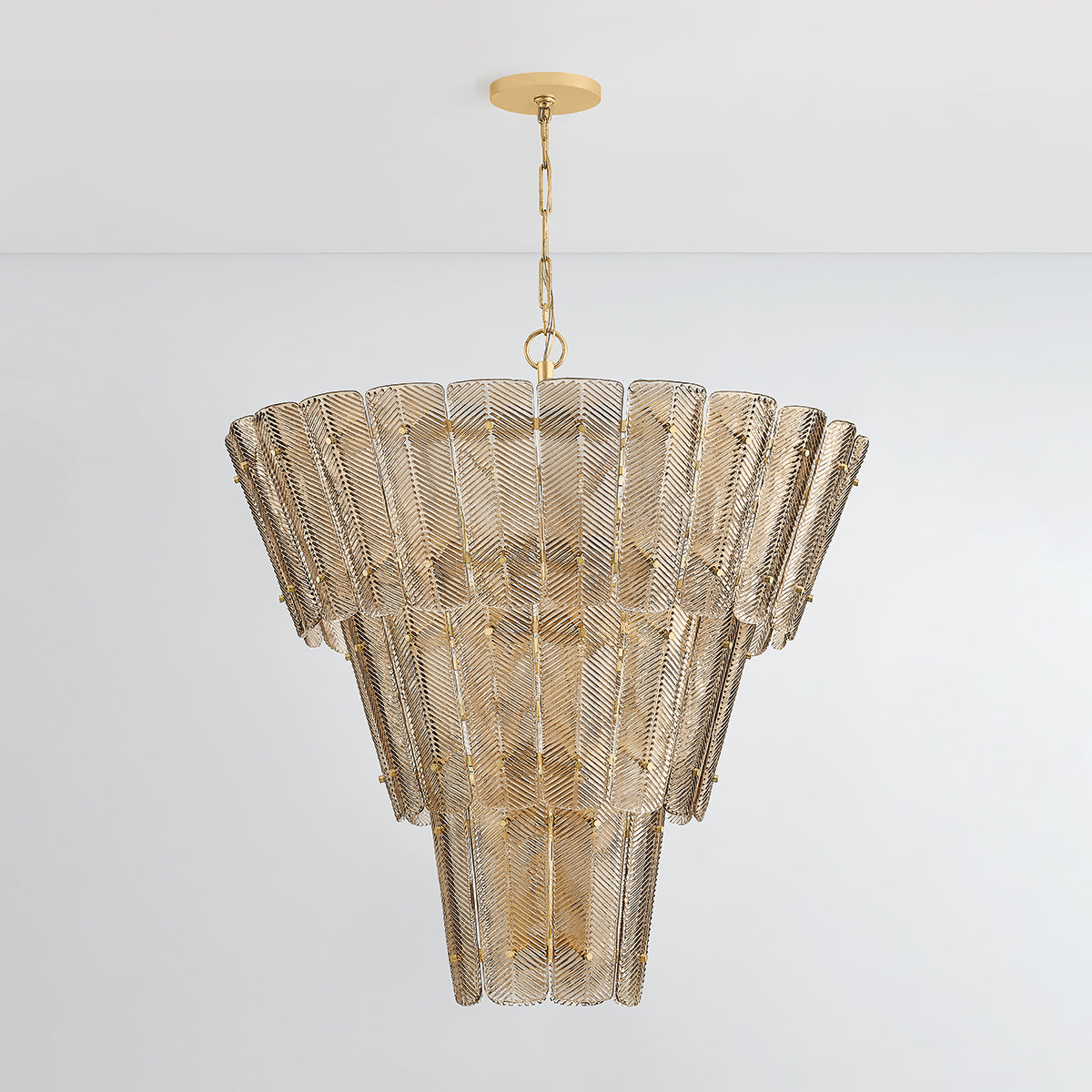 Hudson Valley Cassian 18-Light Chandelier Vintage Gold Leaf detail view 1
