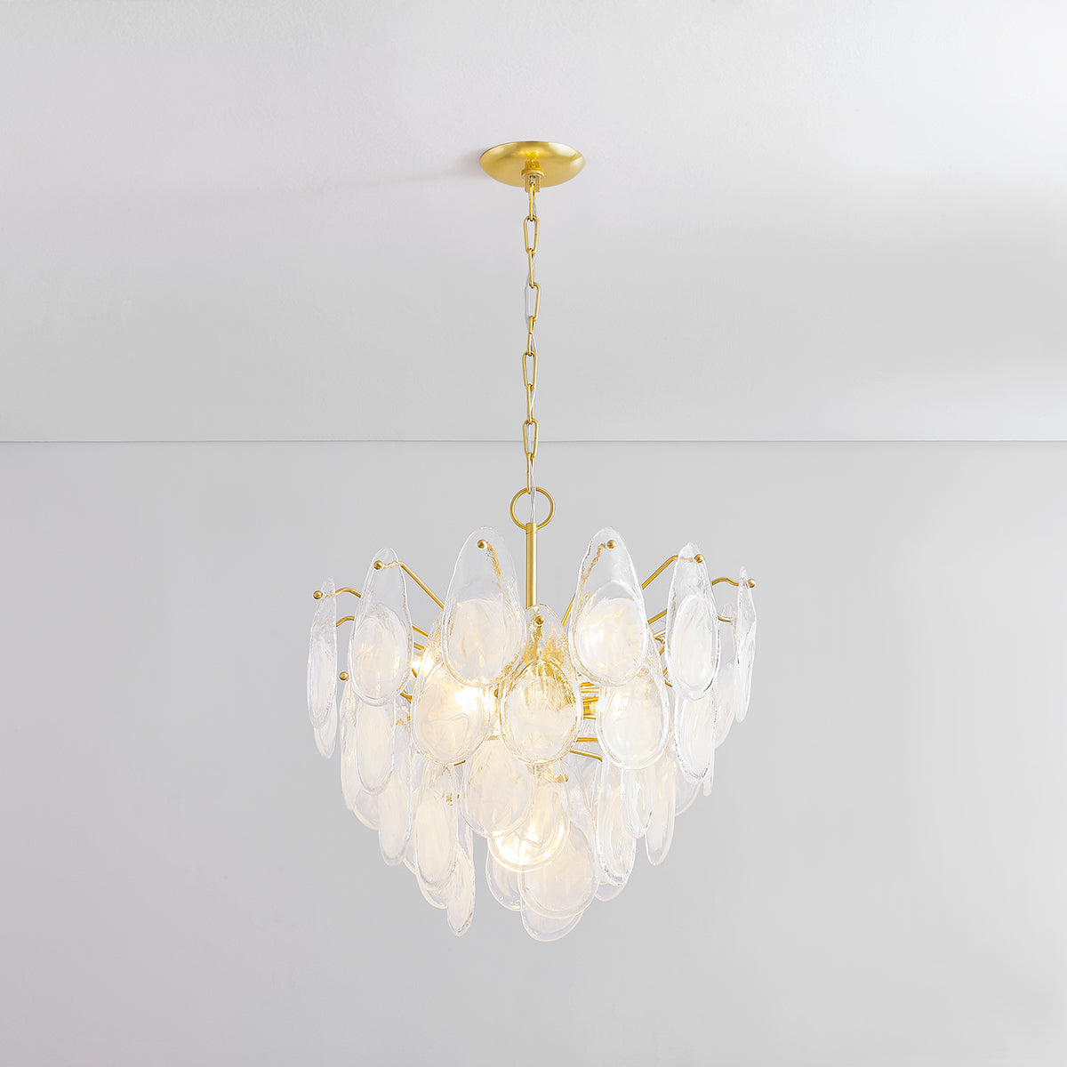 Hudson Valley Darcia 7-Light Chandelier Aged Brass detail view 2
