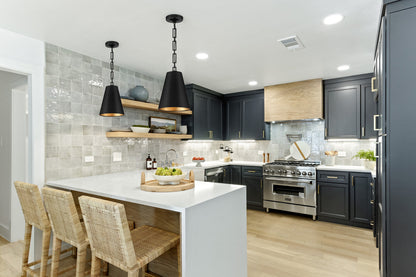 Chandeliers-Crystorama-8685