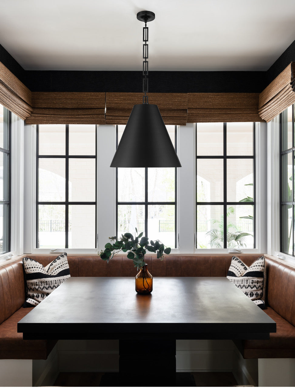 Chandeliers-Crystorama-8687