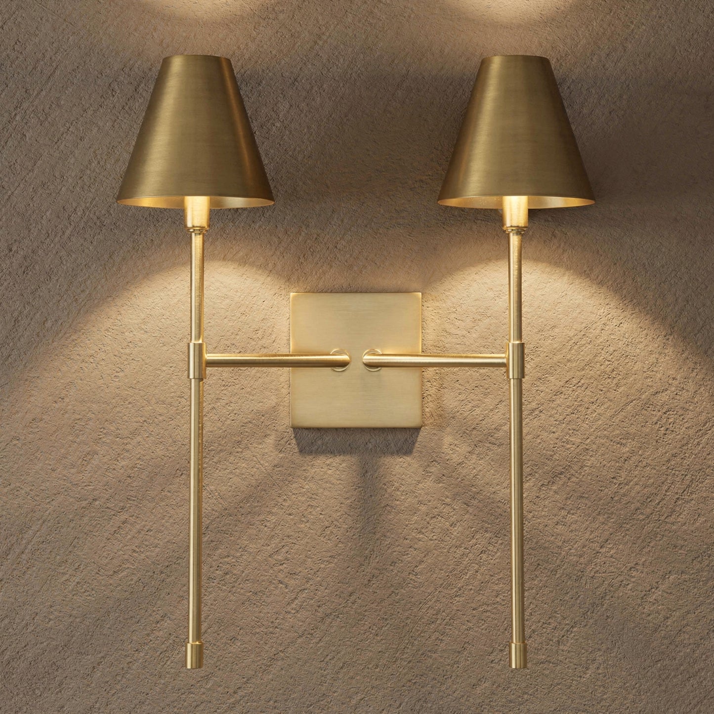 Jefferson 2-Light Wall Sconce in Warm Brass