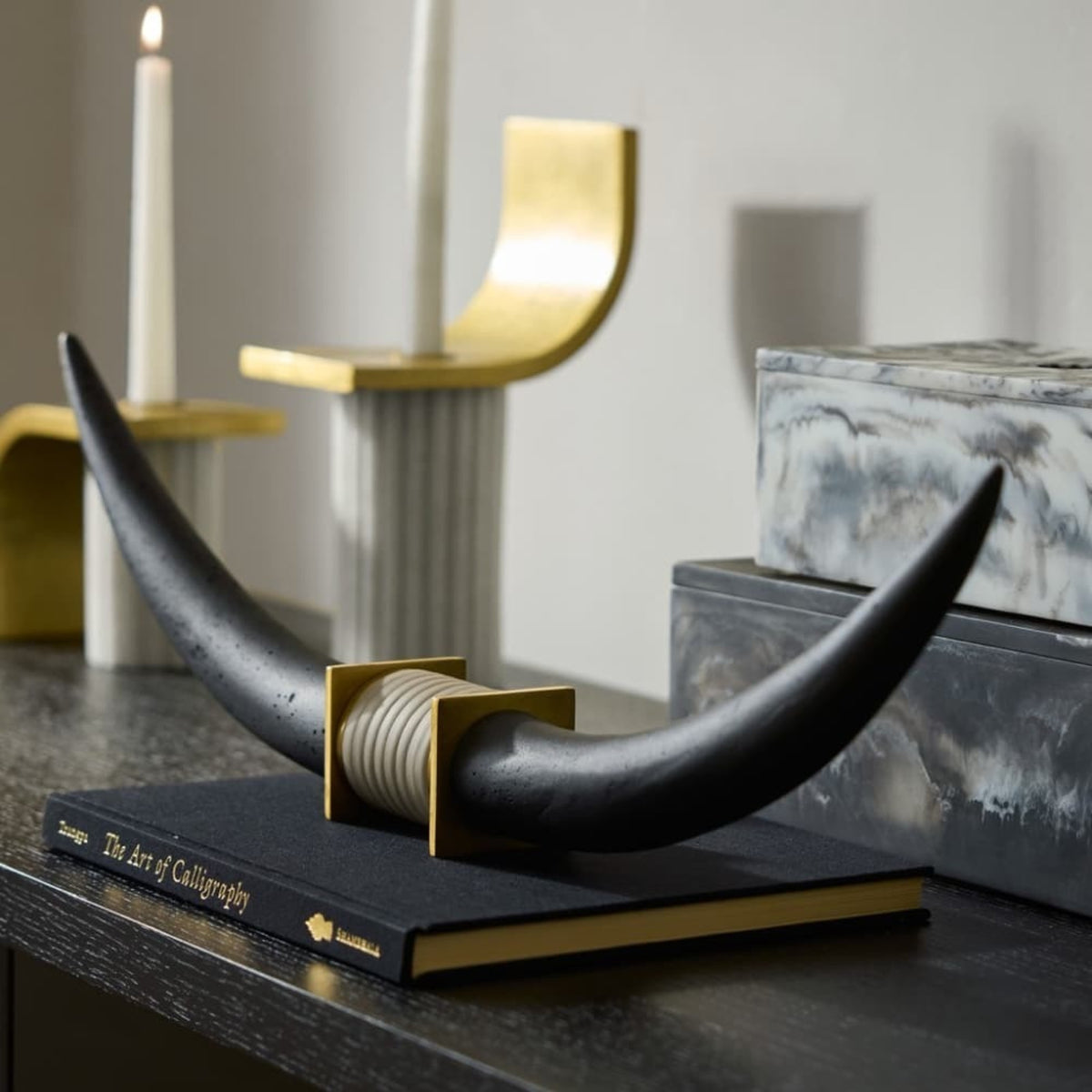 Jacari Sculpture