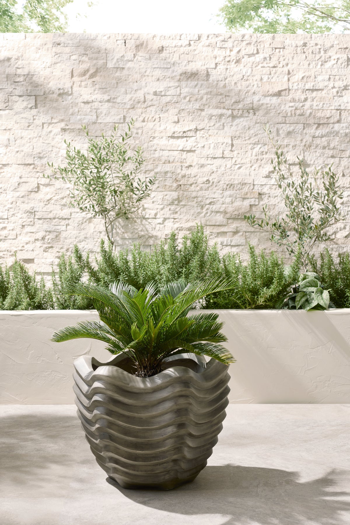 Kapuas Outdoor Planter