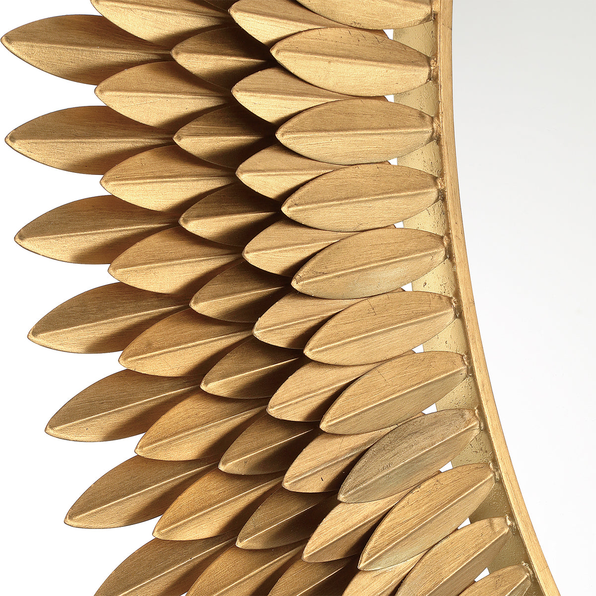 Crystorama Broche 46.75" Mirror Antique Gold - detail