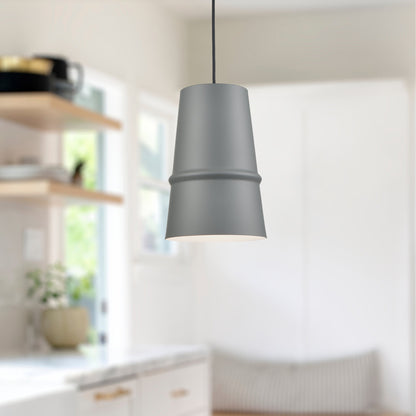 Castor 8" Pendant
