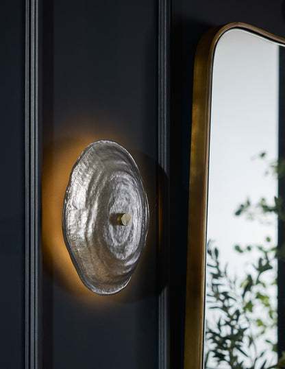 Nome Sconce