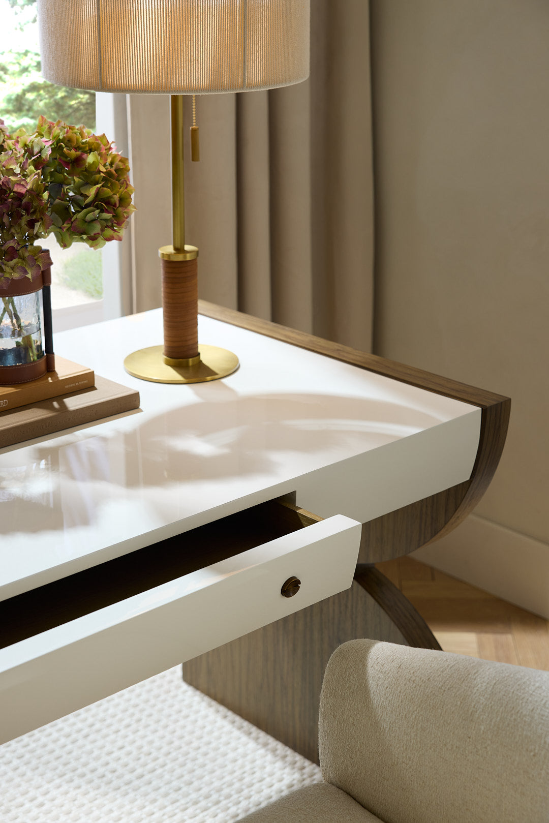Myra Desk