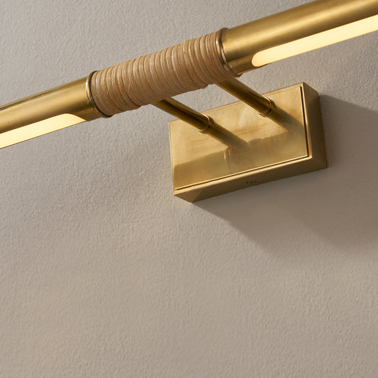 Hudson Valley Hallstead 24" Picture Light Aged Brass detail view 1