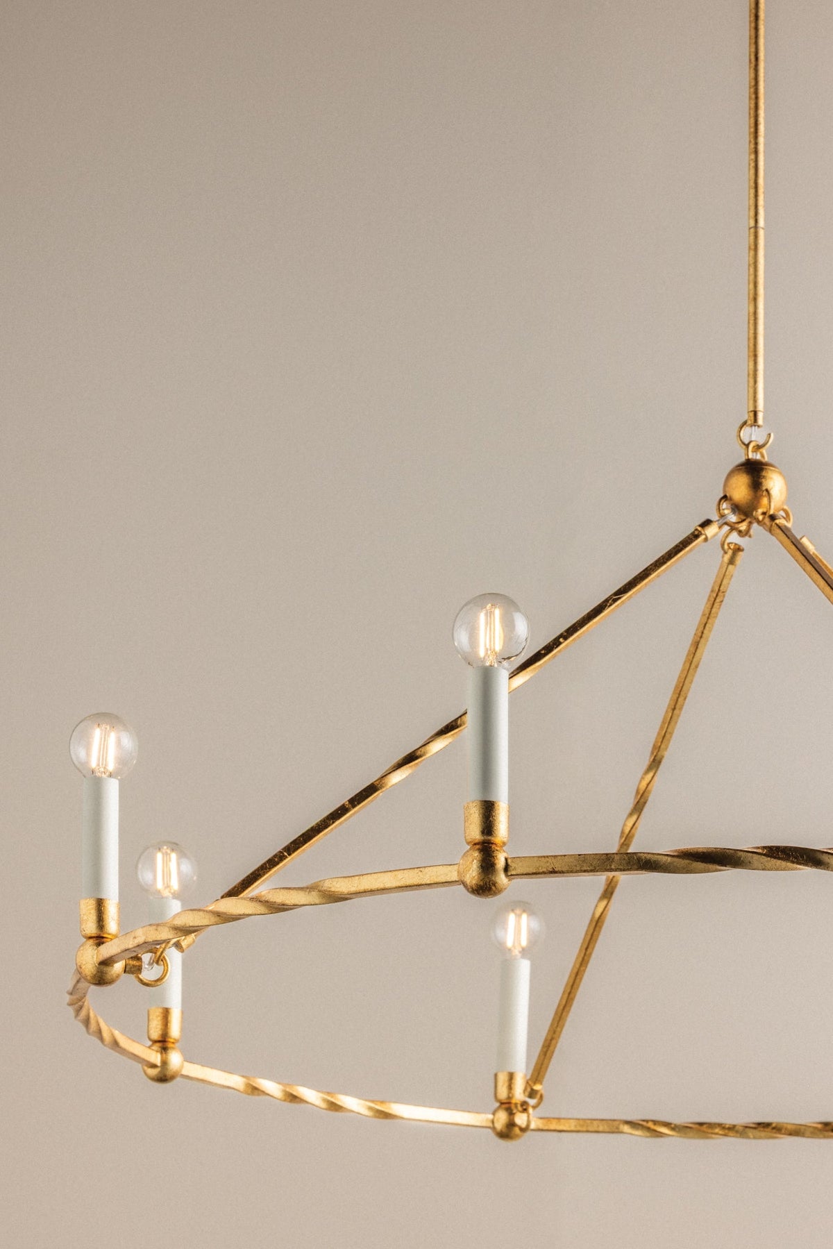 Mitzi Josephine 8-Light Chandelier Vintage Gold Leaf