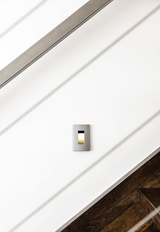 Hinkley Luna Outdoor Landscape Step Light Matte Bronze