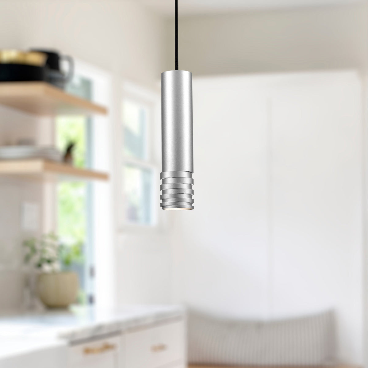 Milca 10" Pendant