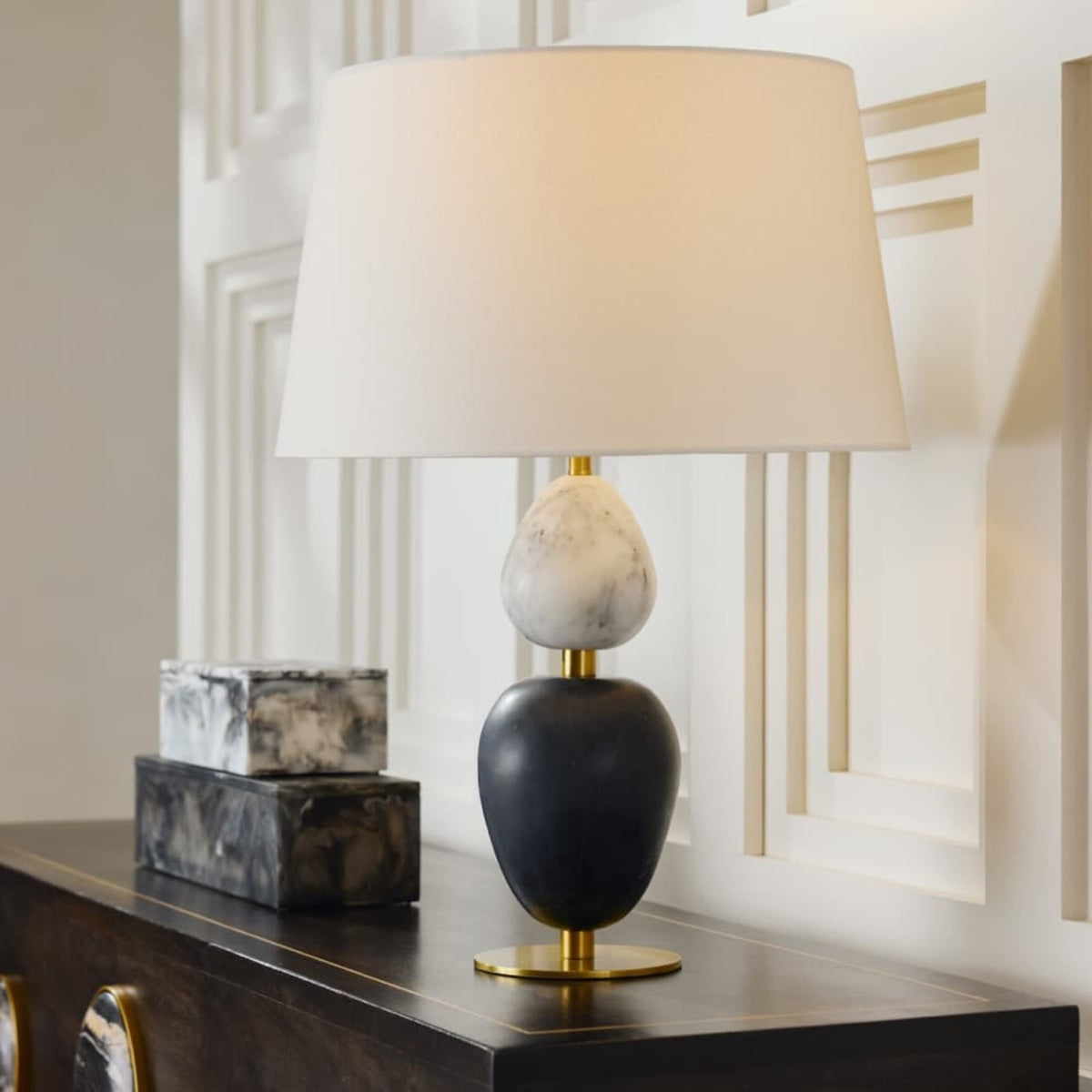 Aubrey Lamp
