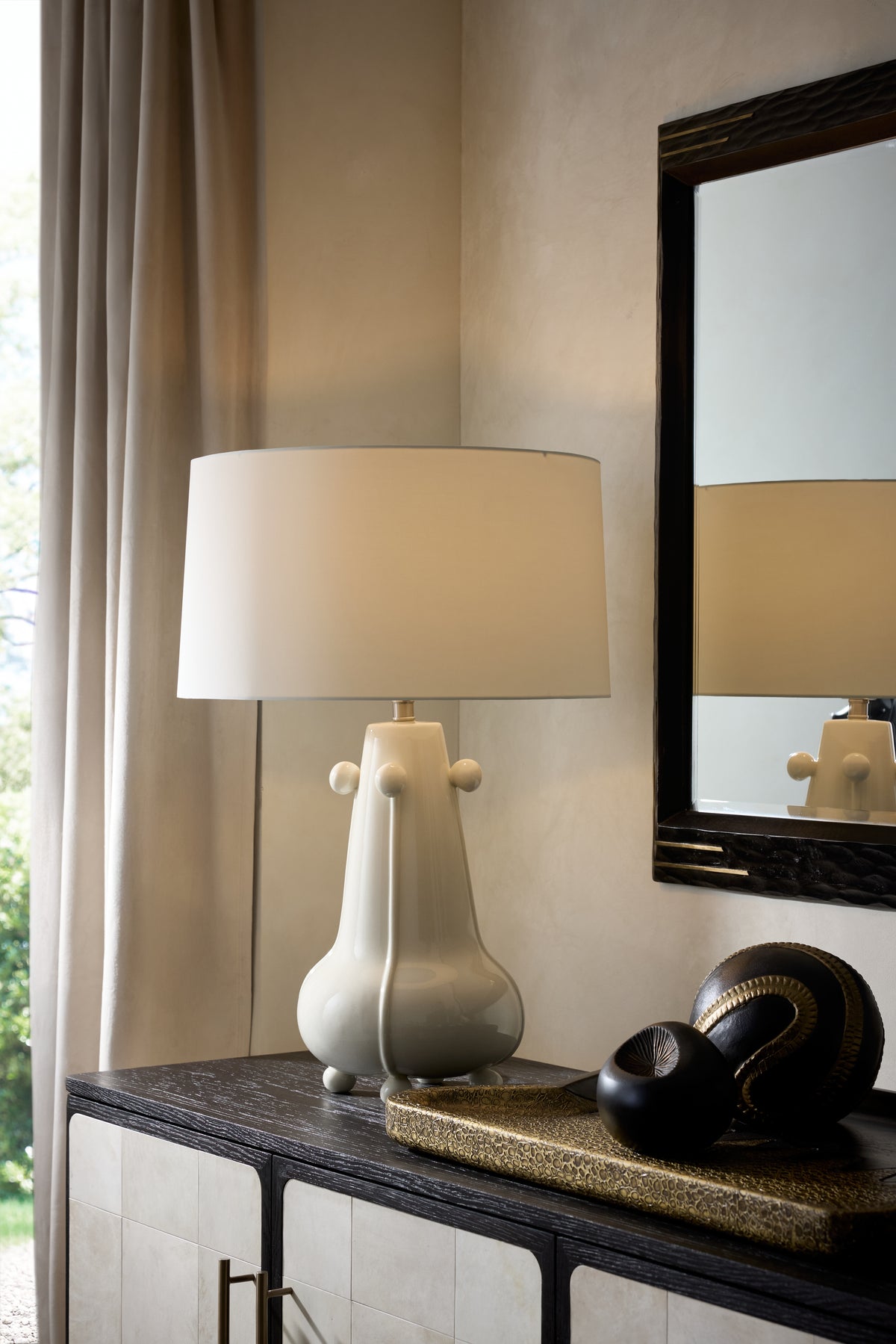 Miriam Lamp