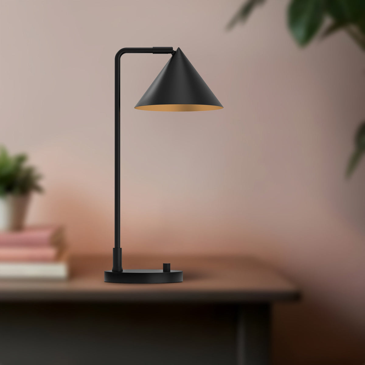 Remy 20" Table Lamp