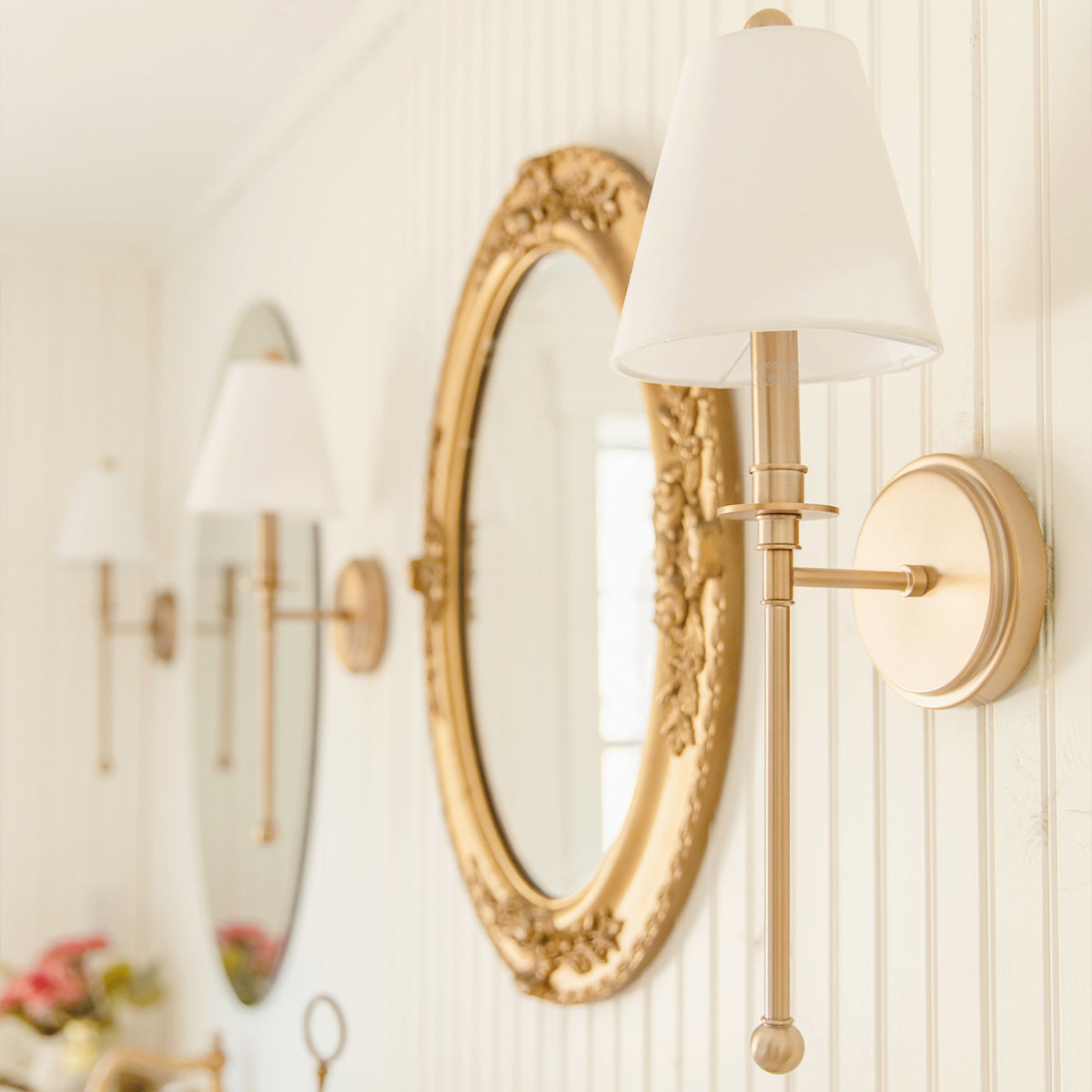 Riverdale 1 Light Wall Mount