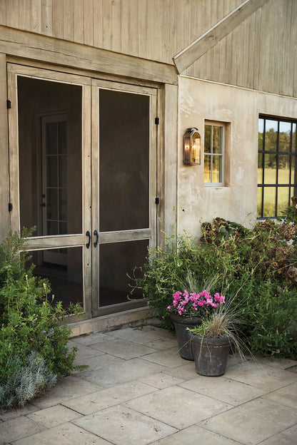 Exterior-Hinkley-HL2524