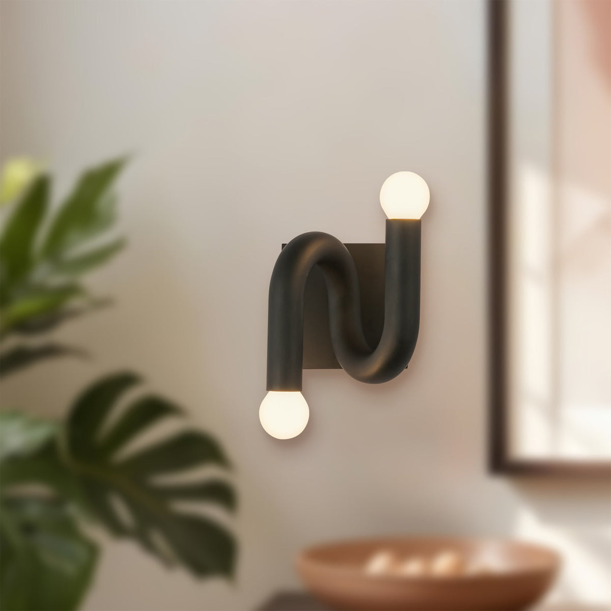 Sadie 6" Wall Vanity Light