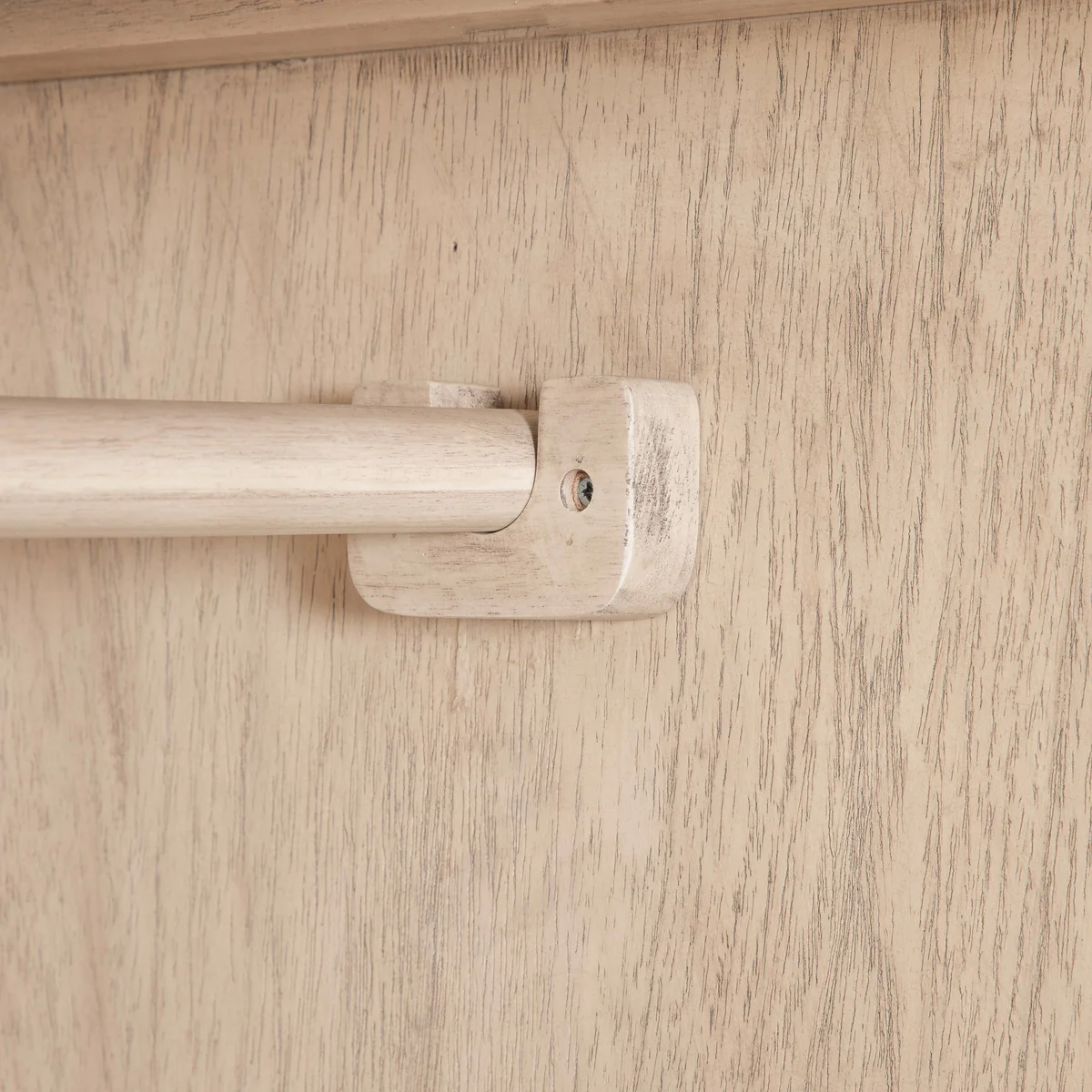 Furniture-GABBY-SCH-170430