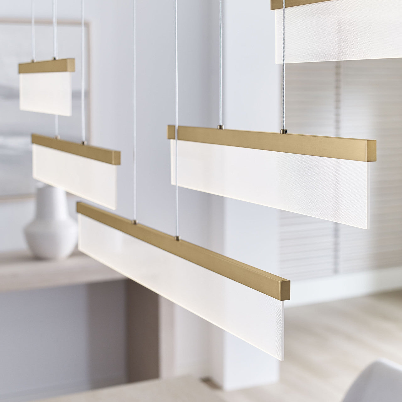 Sweep Linear Chandelier