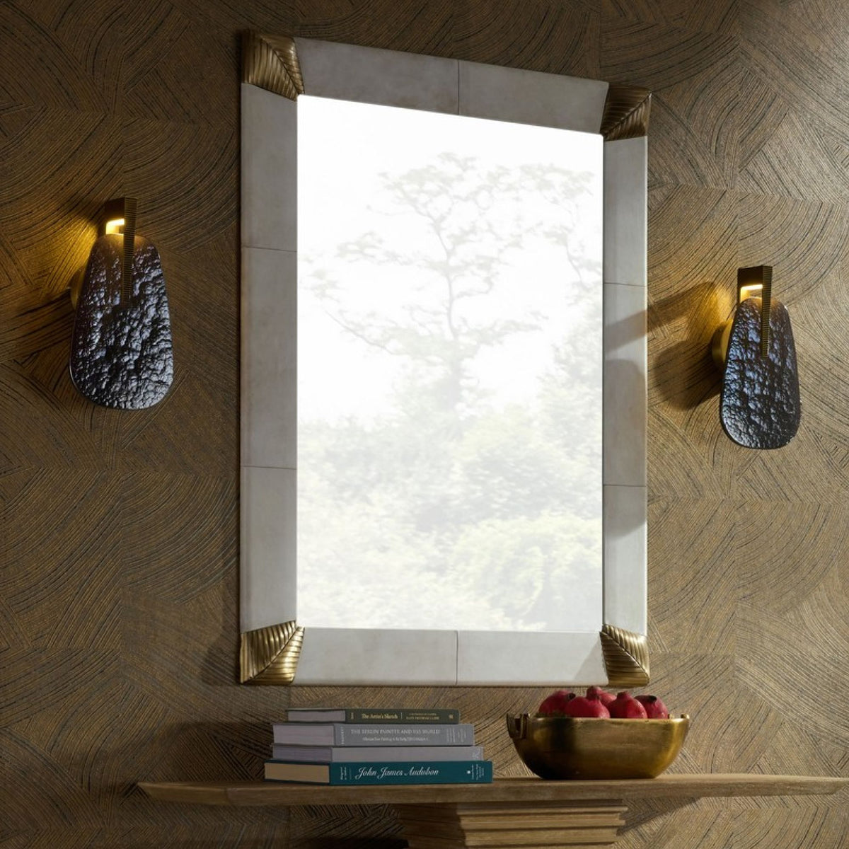 Amara Mirror