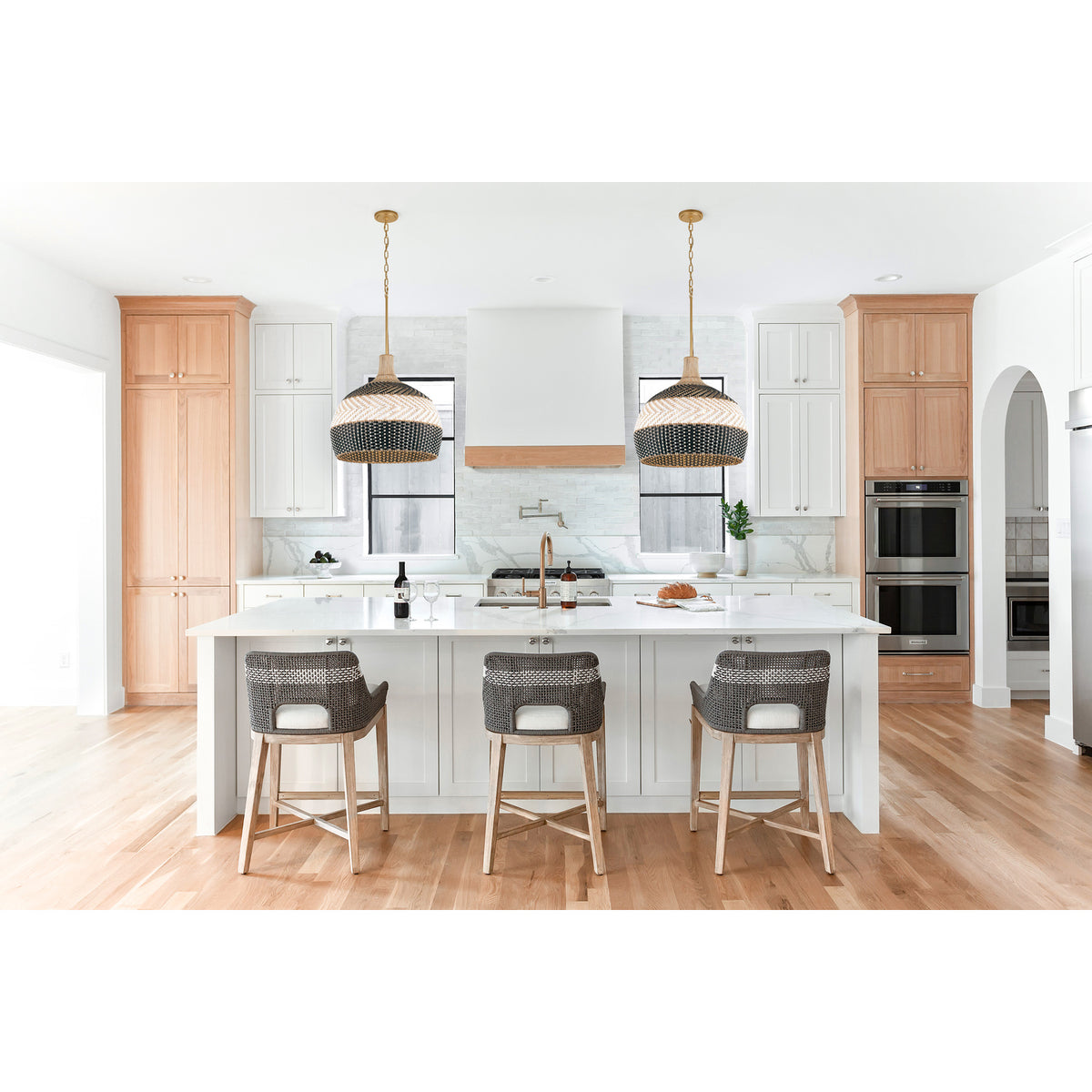 Zanzibar 5 Light Pendant - Soft Gold & Matte Black