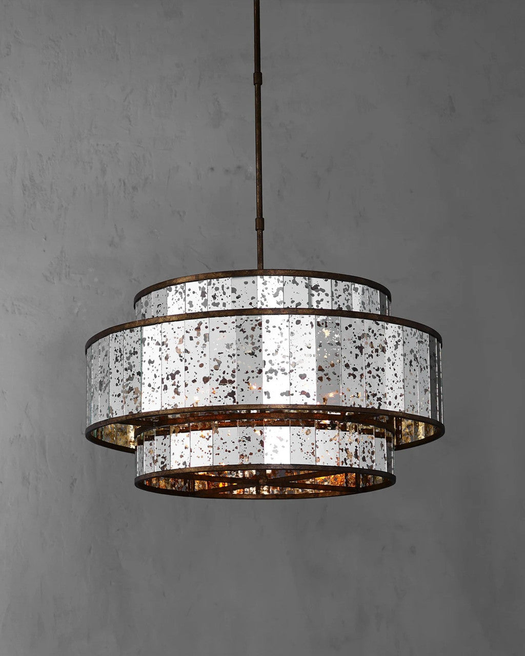 Chandeliers-Currey-9454