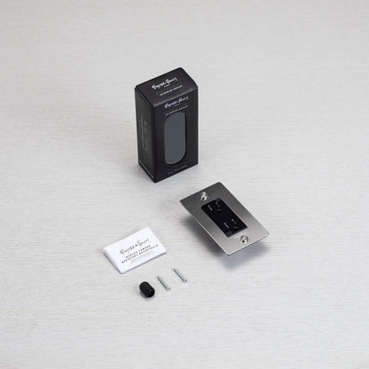 Buster + Punch 1G Combination Duplex Outlet And Usb-A + C Charger, With Logo, Smoked Bronze