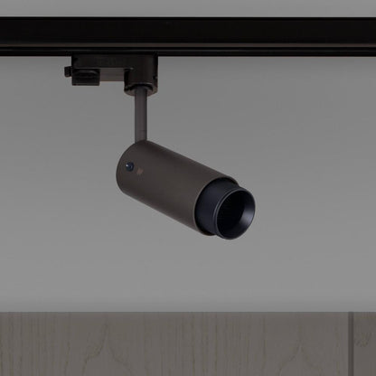 Track Ltg.-Buster and Punch-NEIG-944041