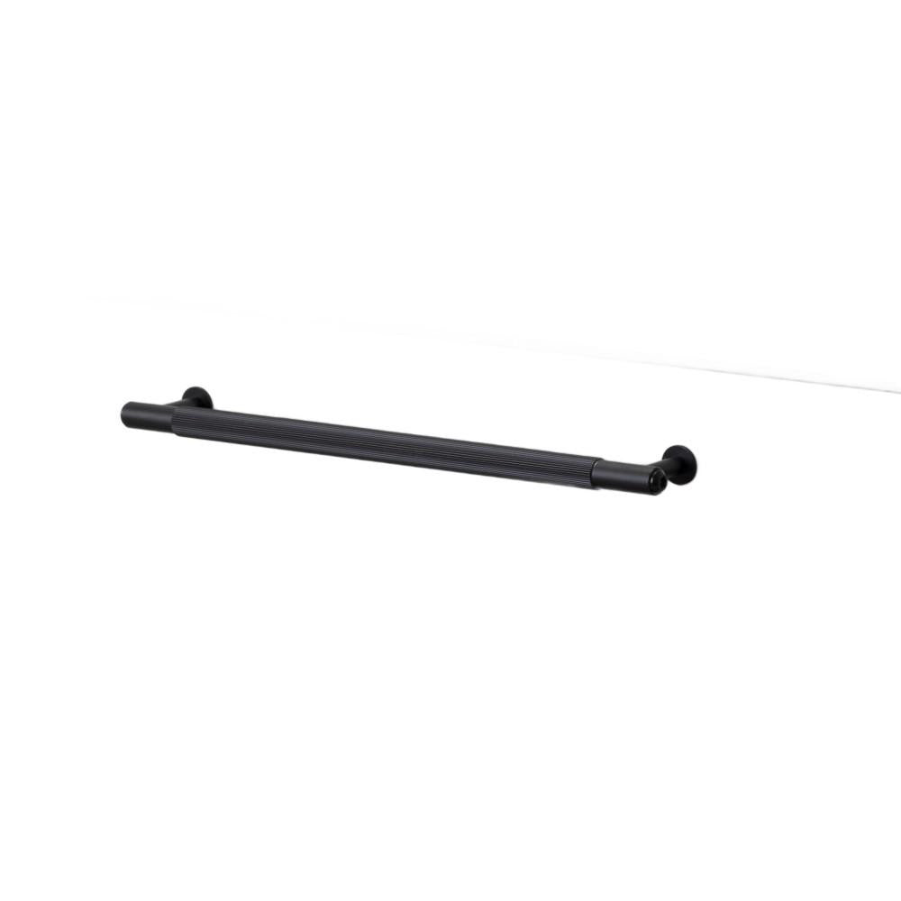 Buster + Punch Linear Pull Bar, Medium Black