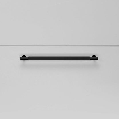 Buster + Punch Pull Bar, Linear, Medium, Black