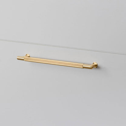 Buster + Punch Pull Bar, Linear, Medium, Brass