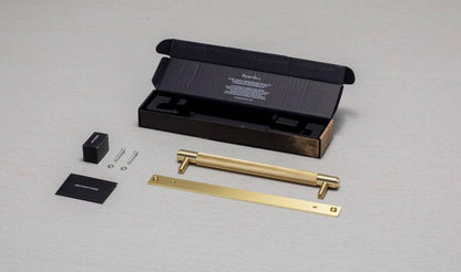 Buster + Punch Pull Bar, Plate, Cross, Medium, Brass