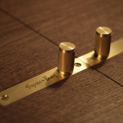 Furniture-Buster and Punch-US-RS-WA-BR-GBS-A