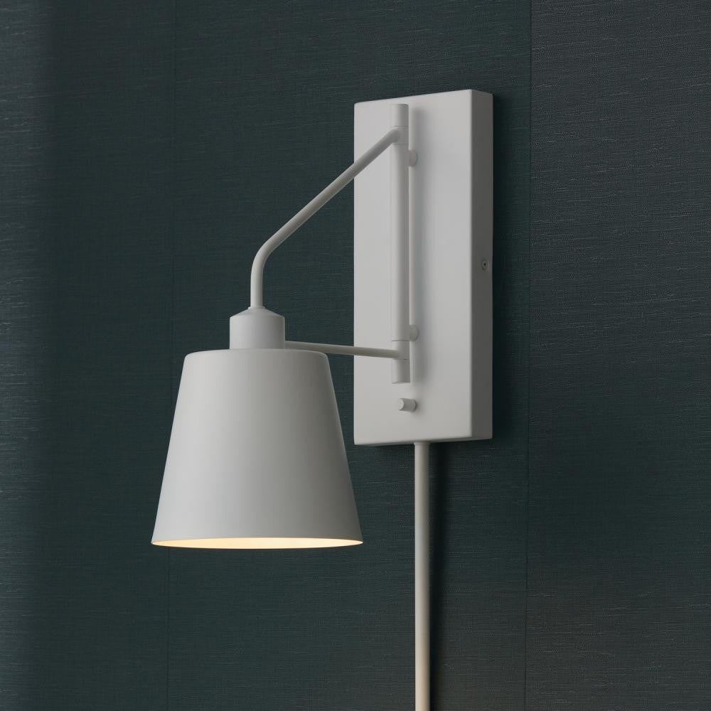 Capital 1-Light Modern Metal Sconce in White
