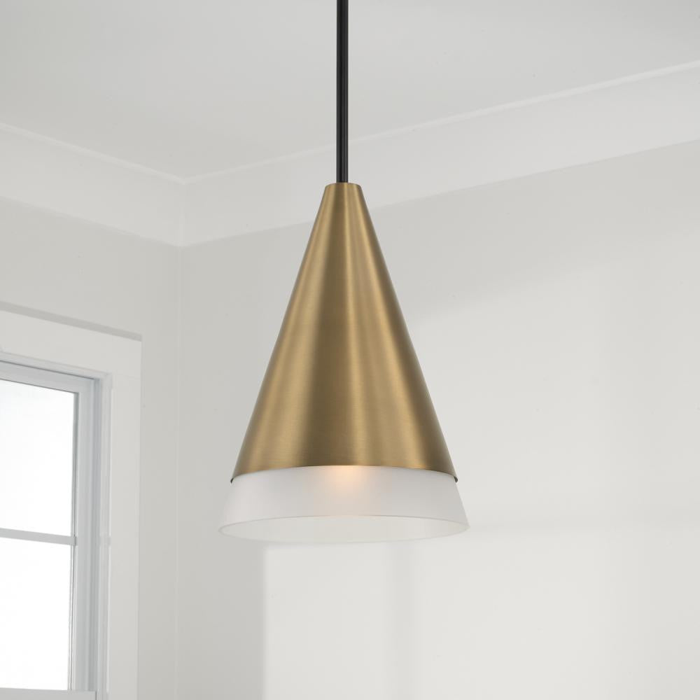 Capital Avant Pendant