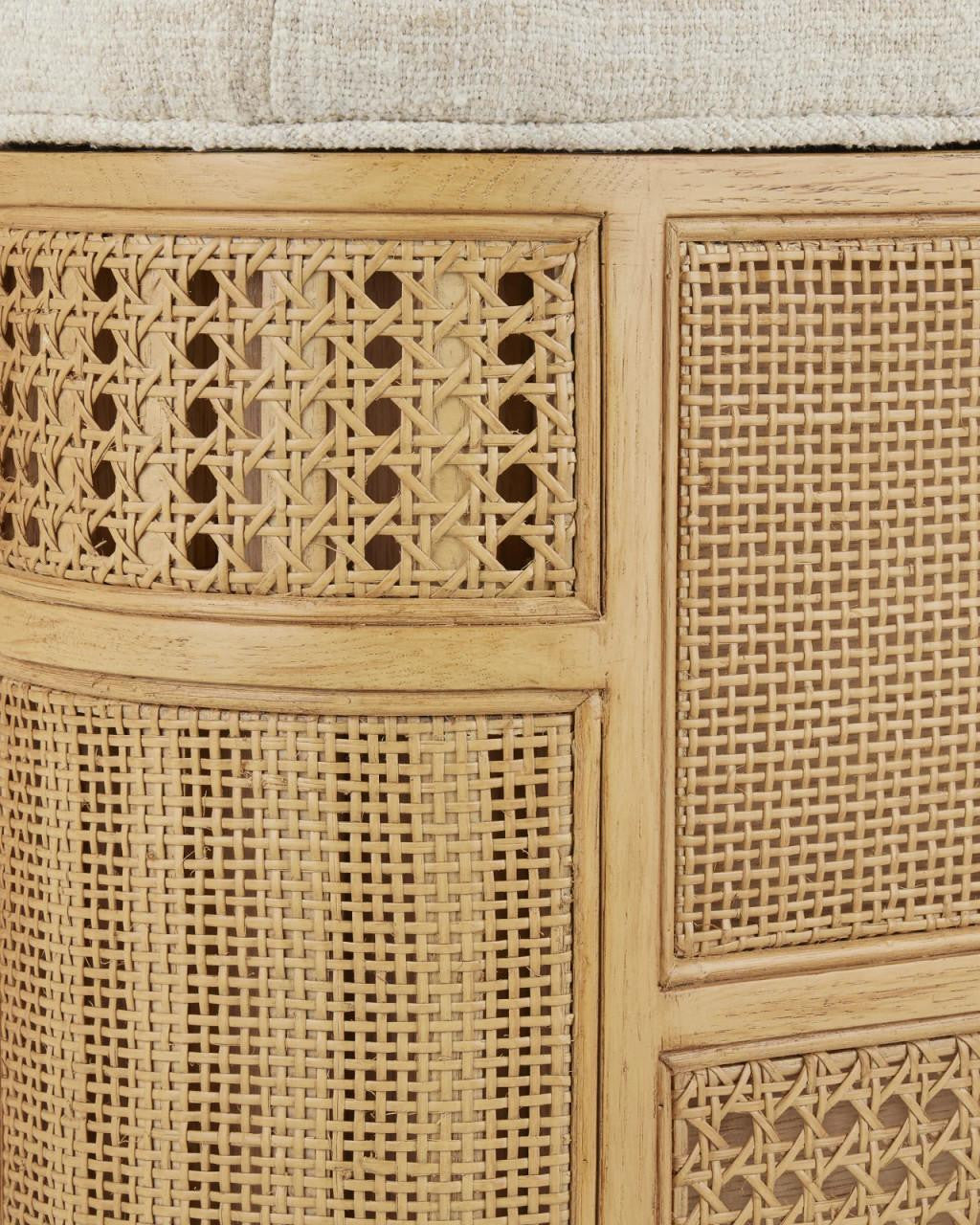 Furniture-Currey-7000-0662