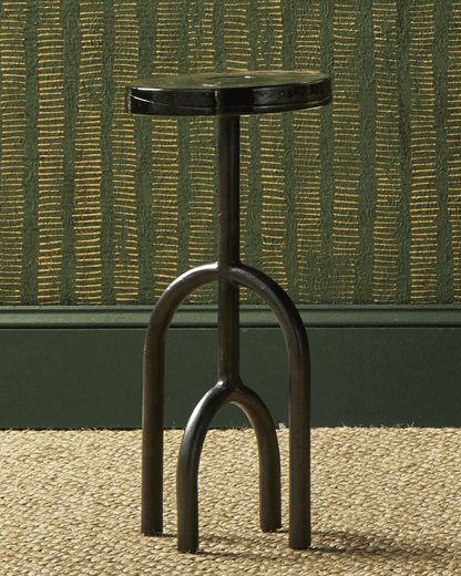 Furniture-Currey-4000-0212