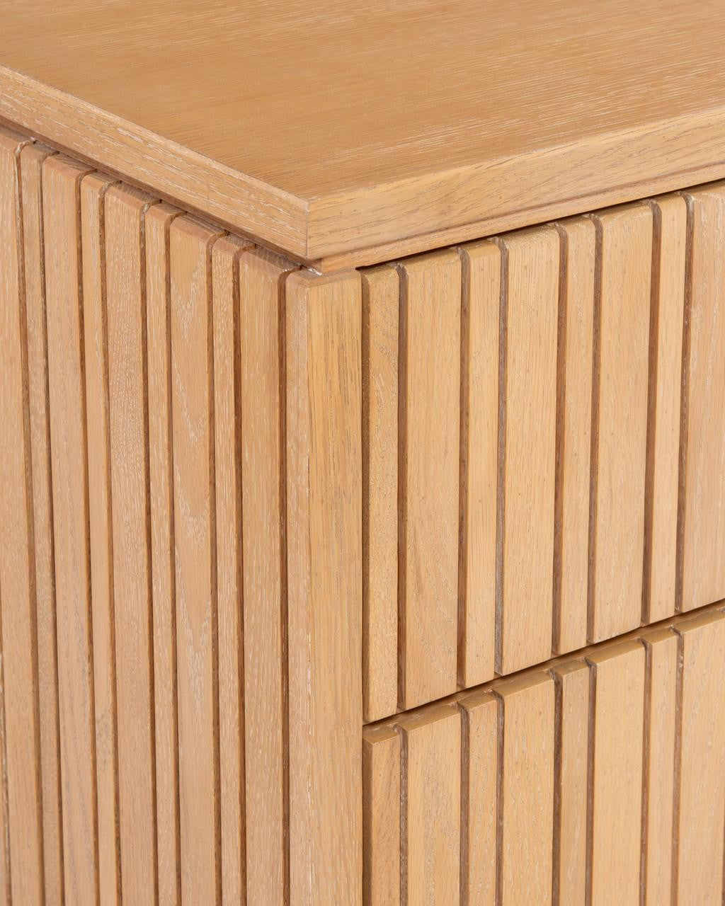 Furniture-Currey-3000-0292