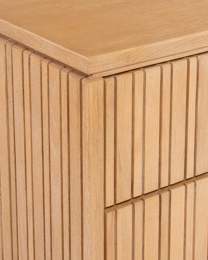 Furniture-Currey-3000-0292