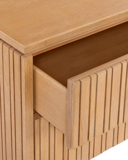 Furniture-Currey-3000-0292