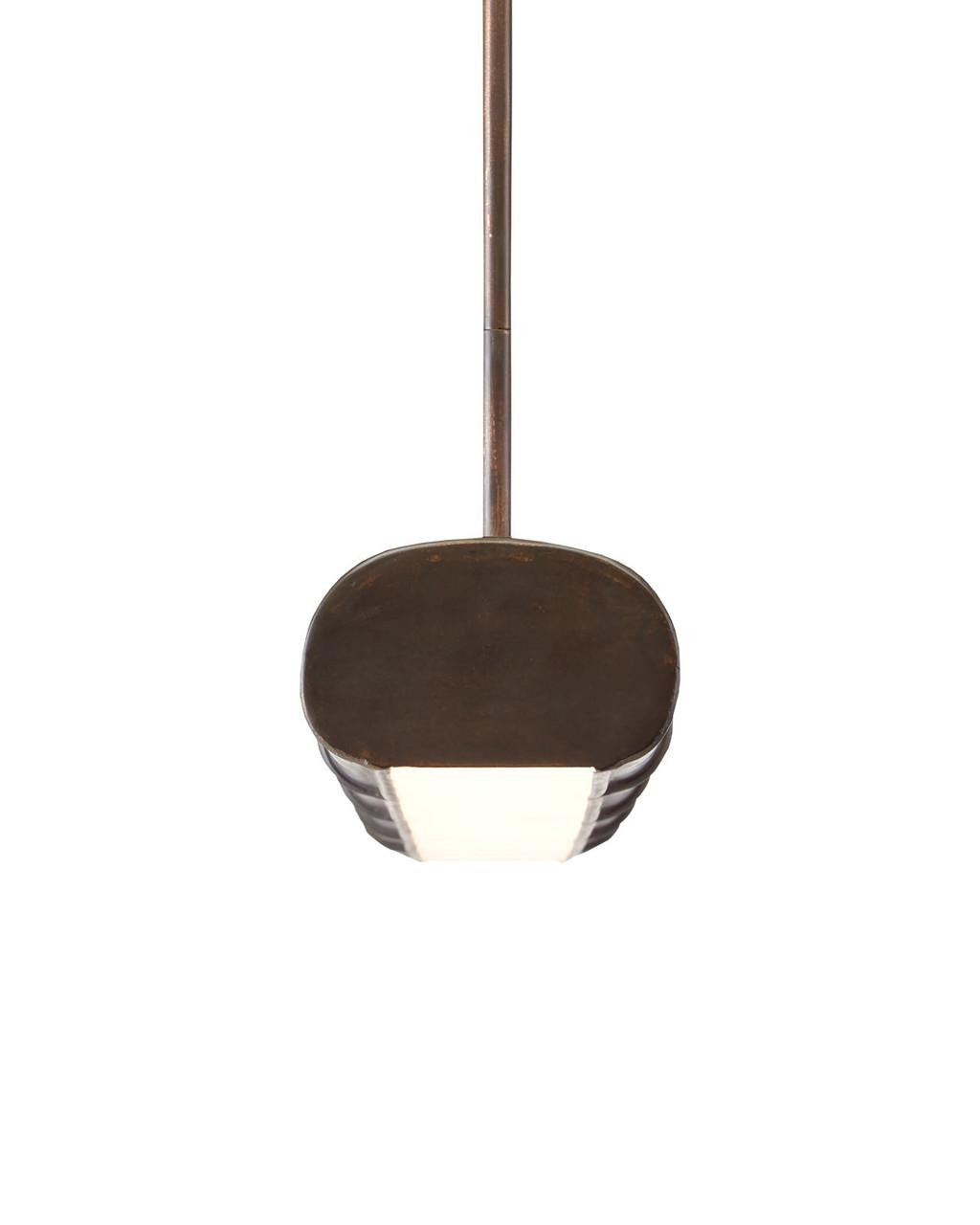 Chandeliers-Currey-9000-0862