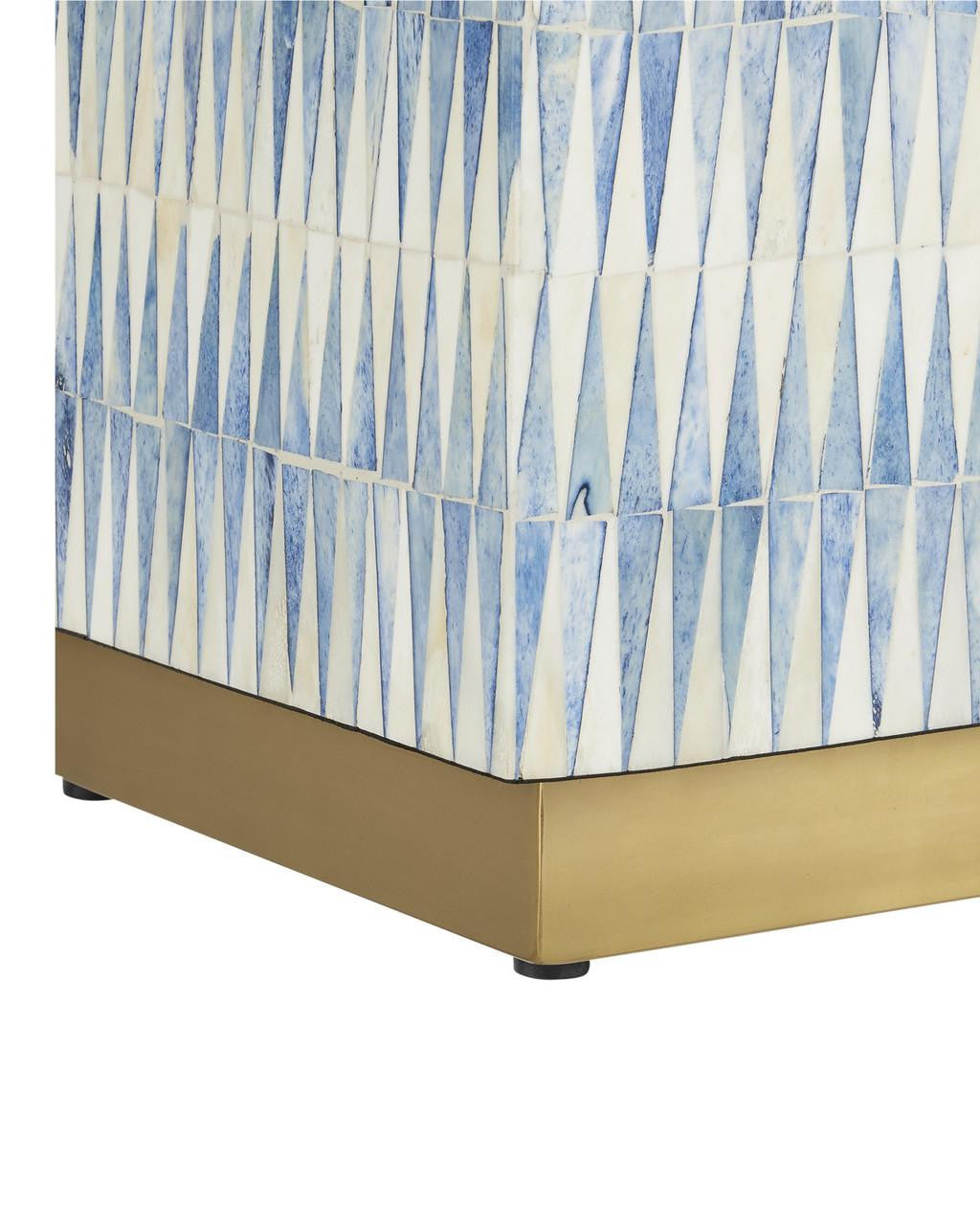 Furniture-Currey-3000-0253