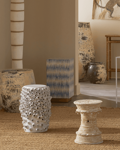 Furniture-Currey-3000-0253