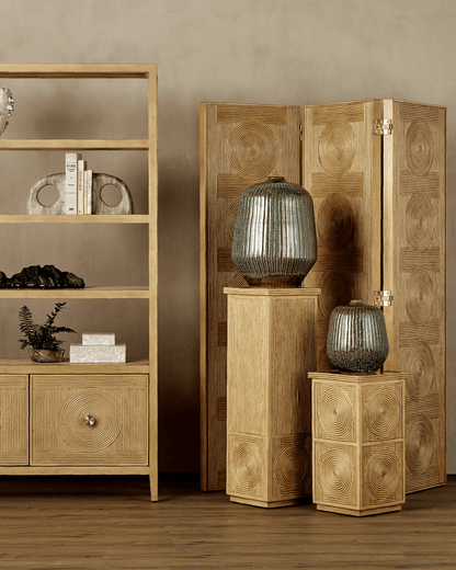 Furniture-Currey-1000-0151