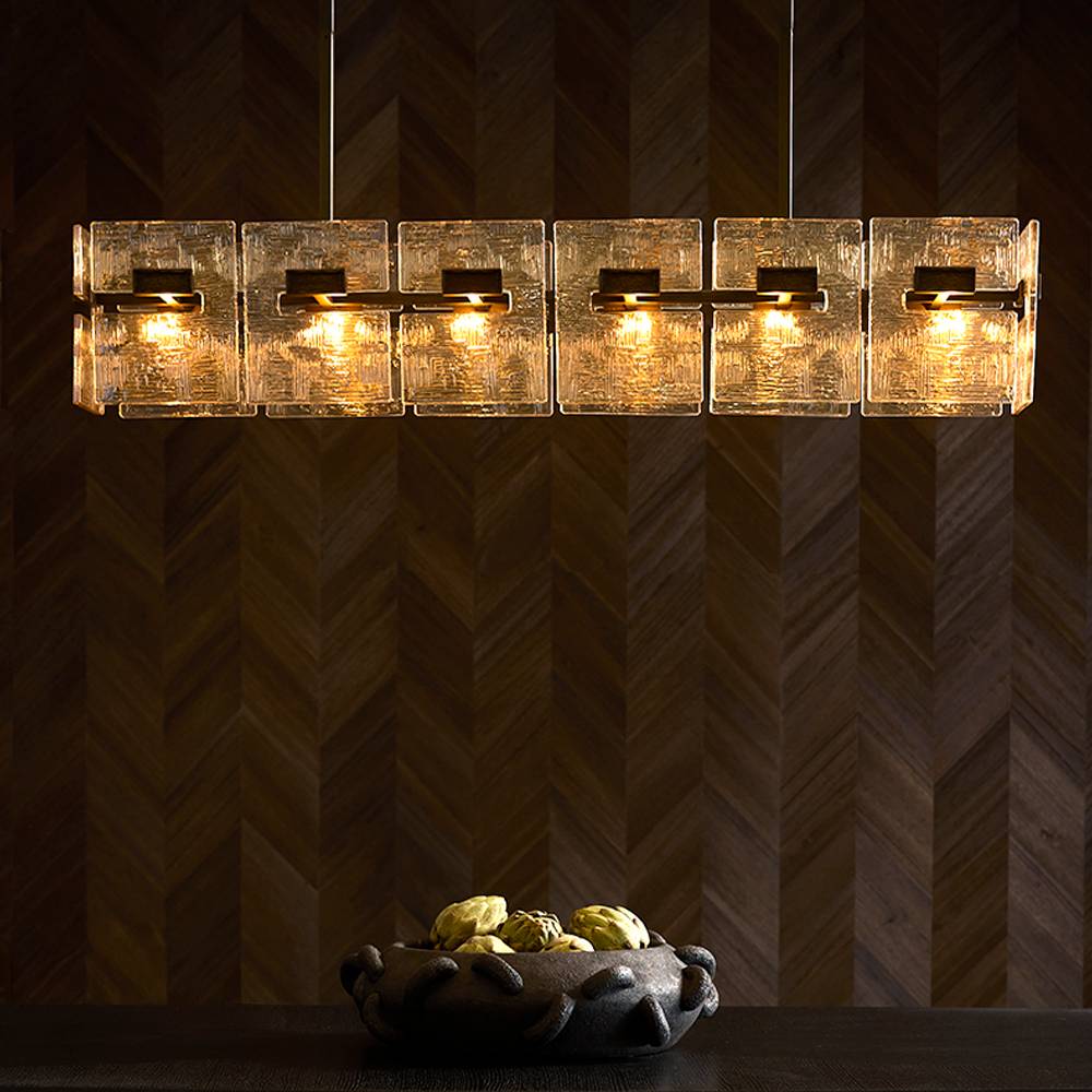 Vetrina Linear Chandelier