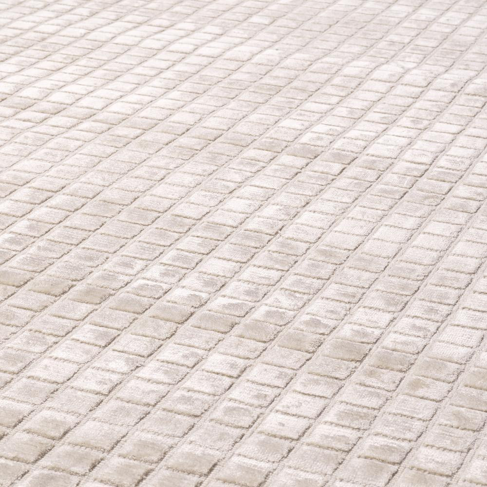Eichholtz Crown Carpet, Silver Sand, 118.11"L x 157.48"W (113919 YV0J03YT20)